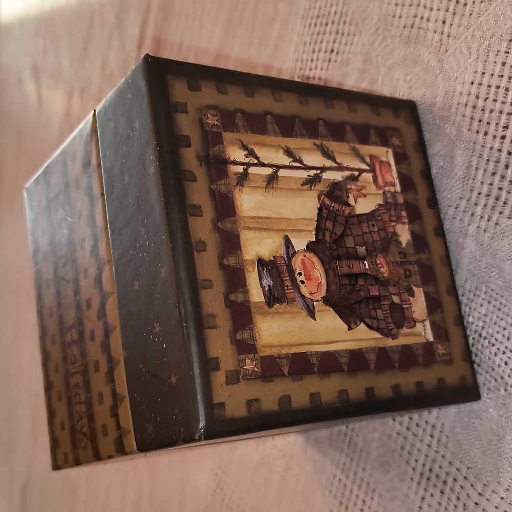 Snowman Decorative Box